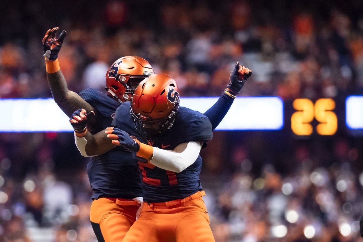 Syracuse football wearing classic home uniform in Camping World Bowl