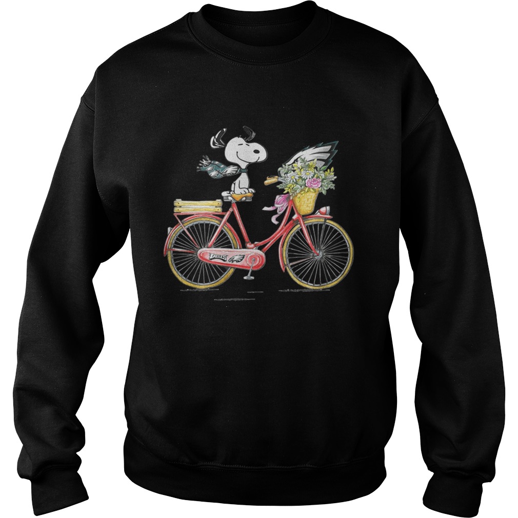 Philadelphia Eagles Snoopy riding a bicycle Sweatshirt