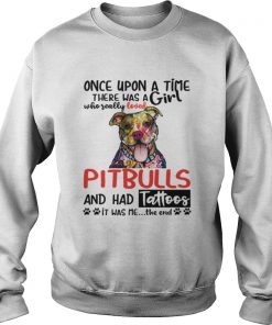 A Girl Who Really Loved Pitbulls And Had Tattoos Funny Shirt Sweatshirt