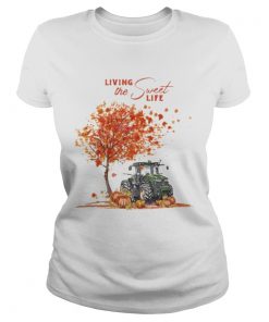 Tractor Autumn Living the sweet life  Classic Ladies