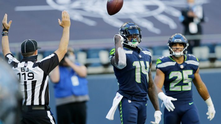 Wilson throws 5 more TDs, Seahawks topple Cowboys 38-31