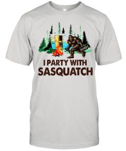 I Party With Sasquatch Bigfoot Vintage Camper Shirt Classic Men's T-shirt